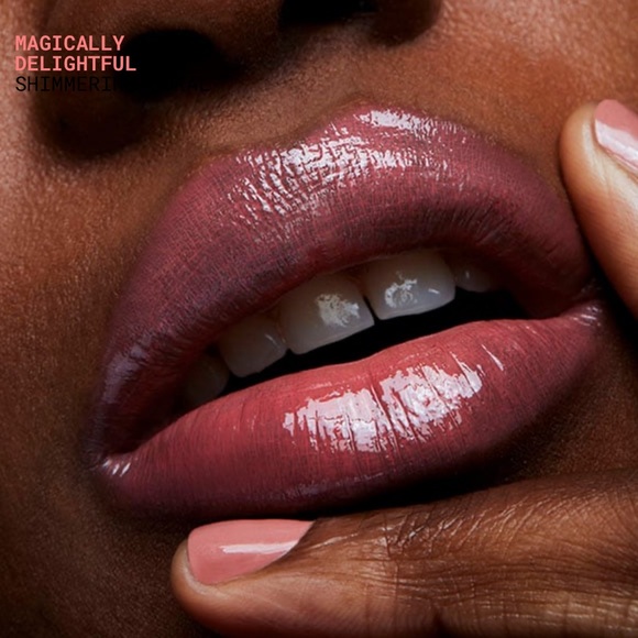 MAC Lipglass in Magically Delightful - Picture 6 of 8